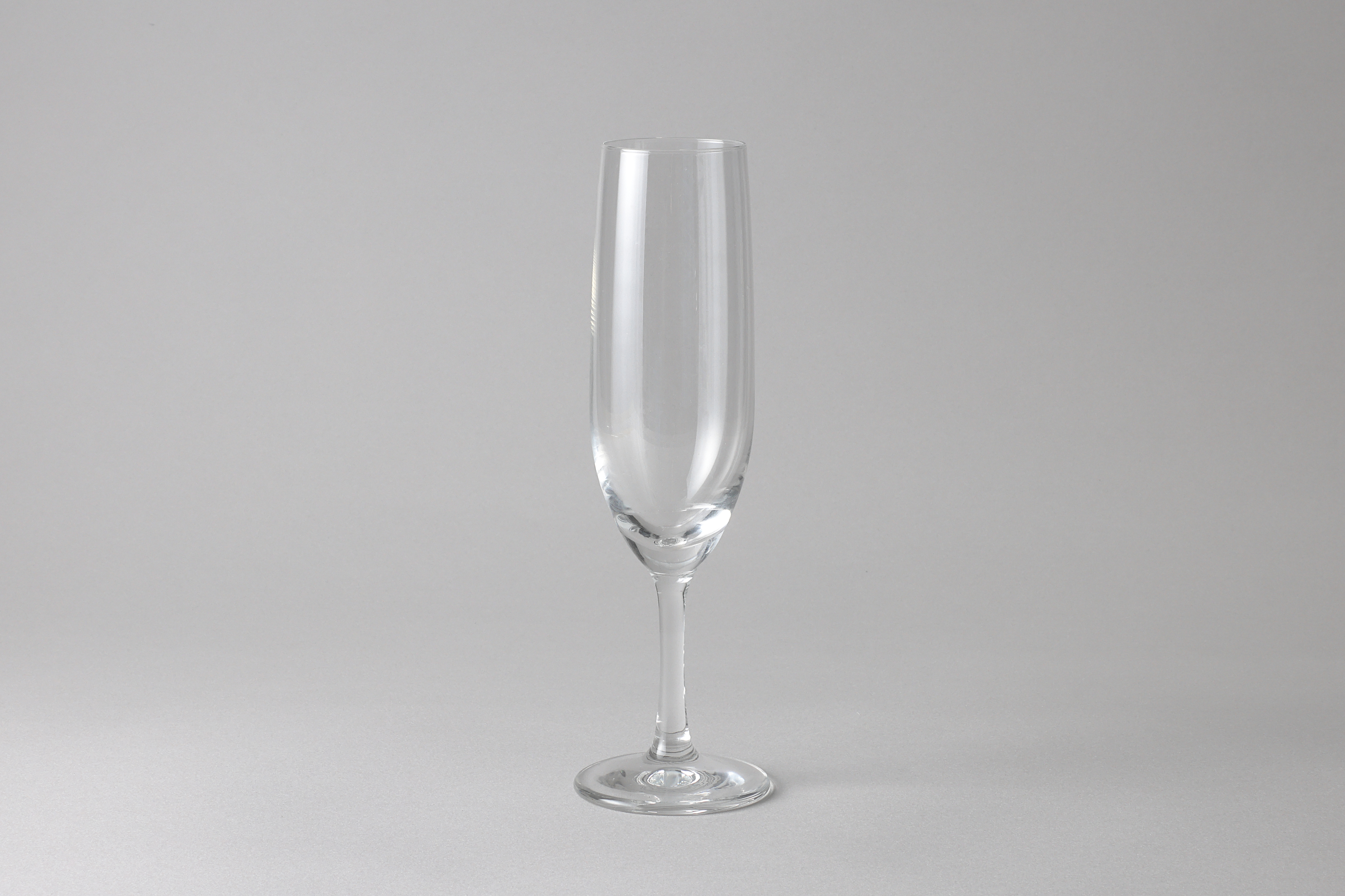 シャンパングラス