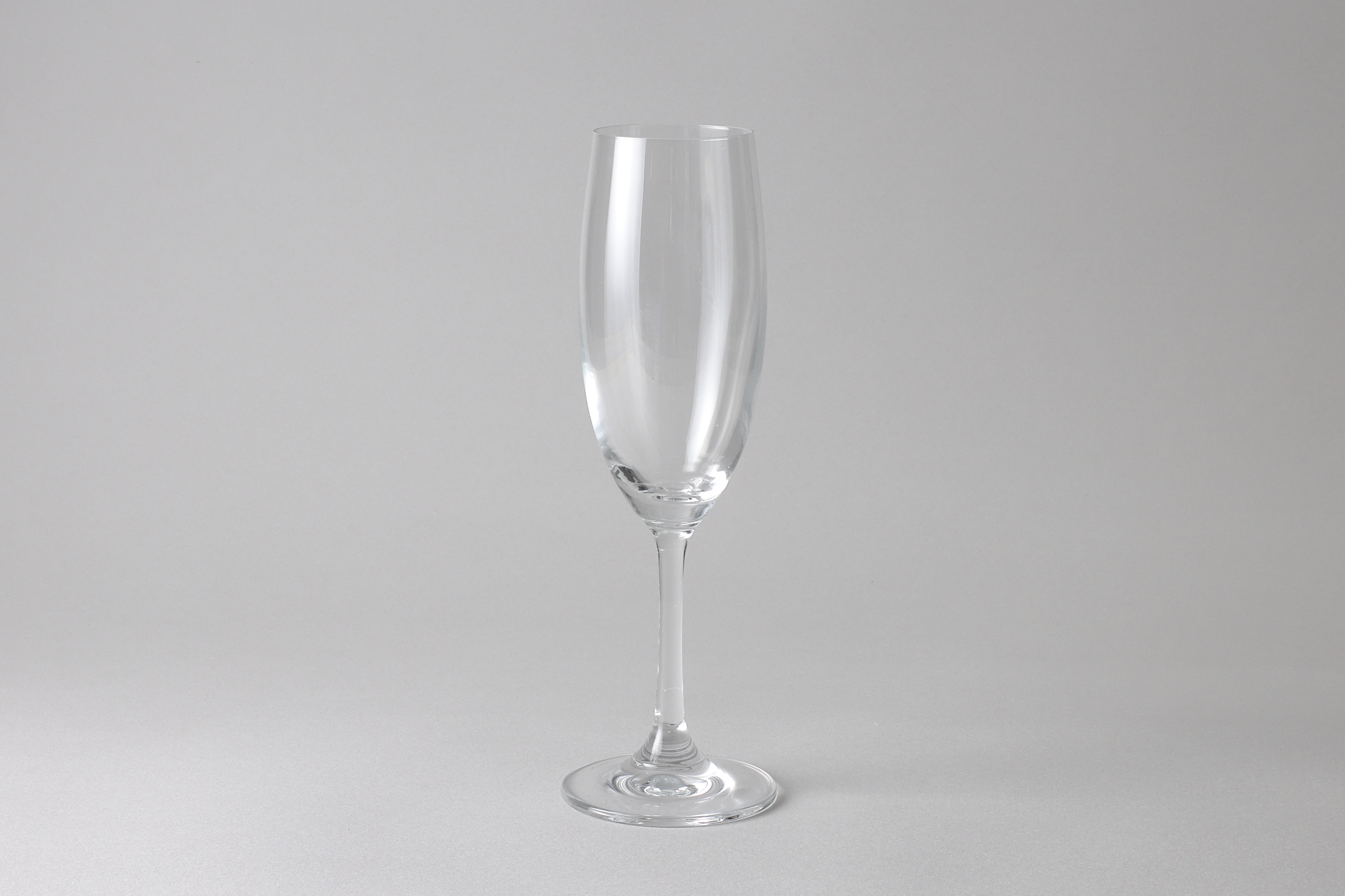 シャンパングラス