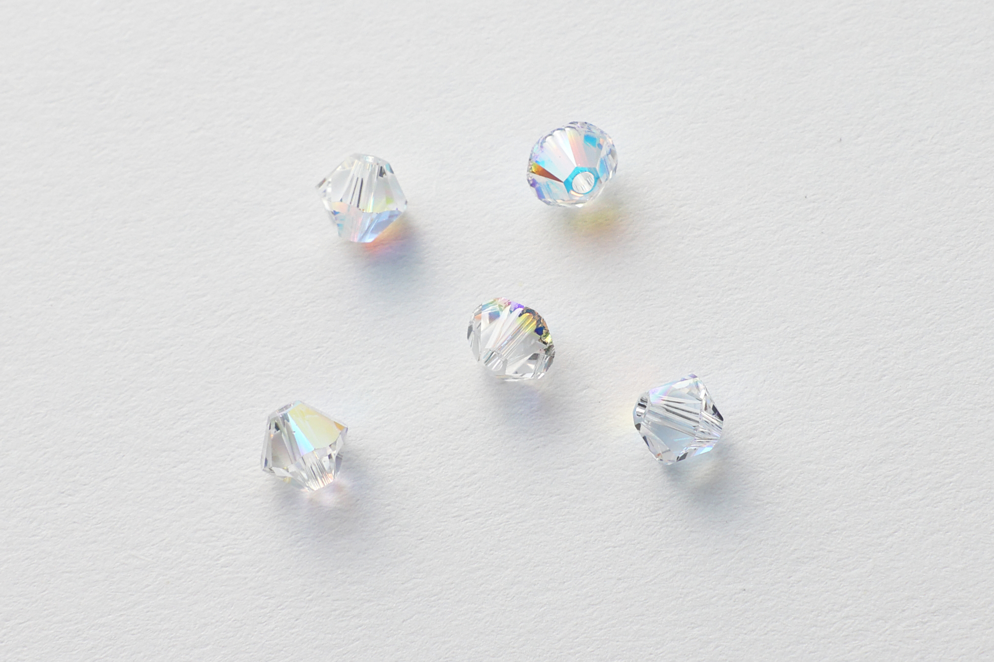 ビーズ クリスタル